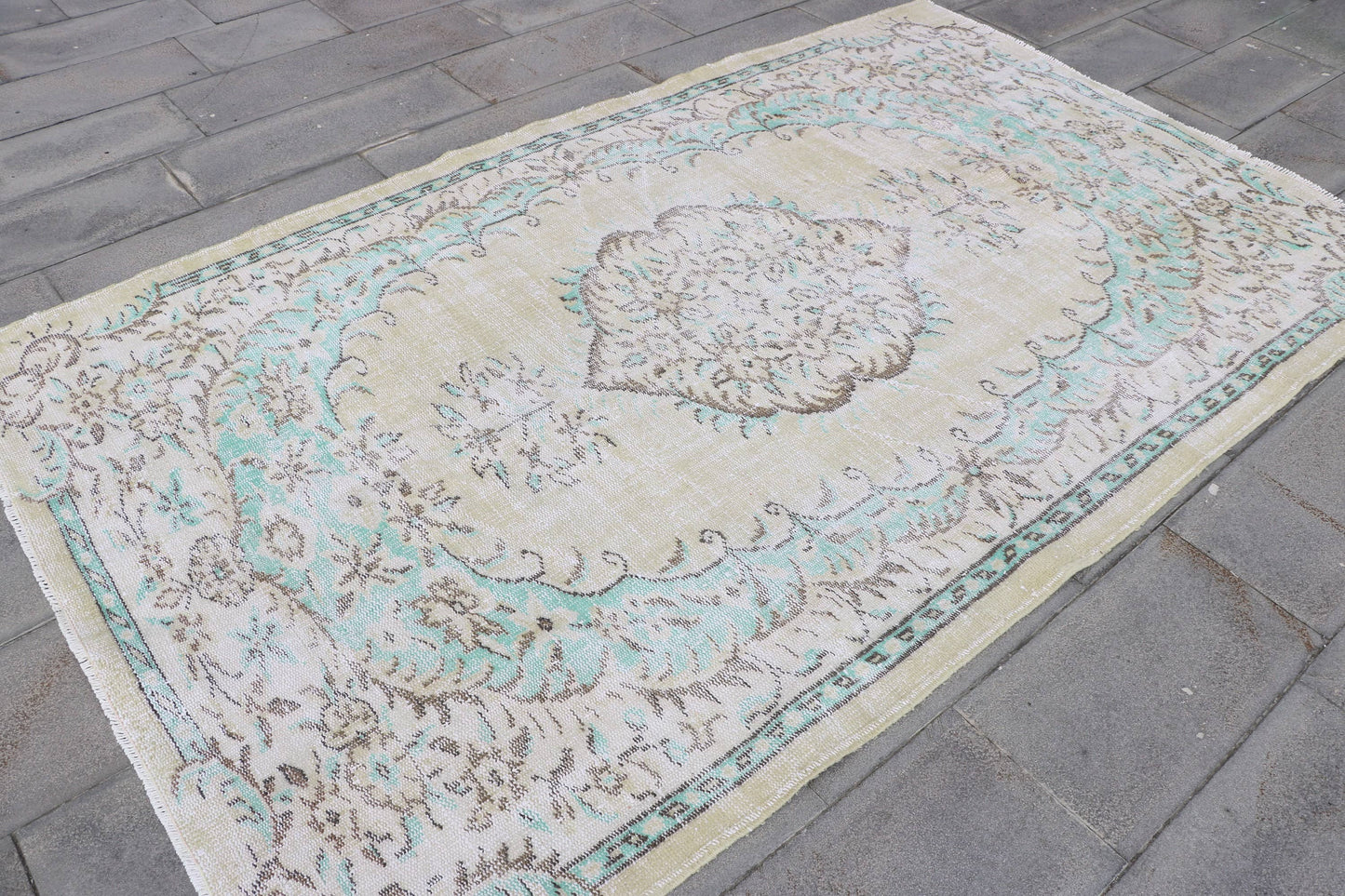 Large Vintage Turkish Anatolian Oushak Rug for Bedroom