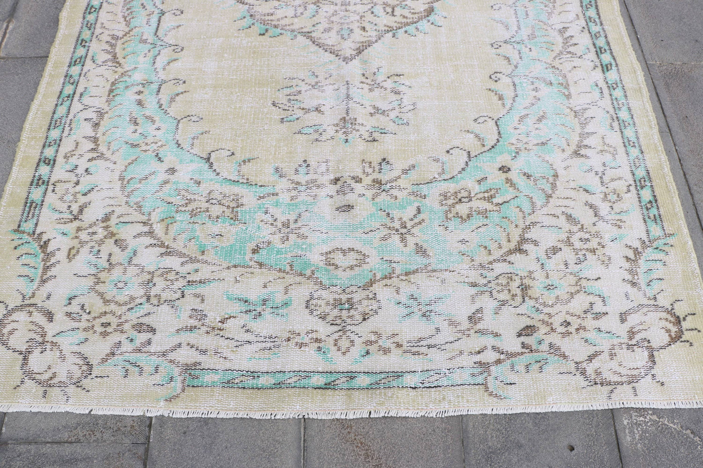 Large Vintage Turkish Anatolian Oushak Rug for Bedroom