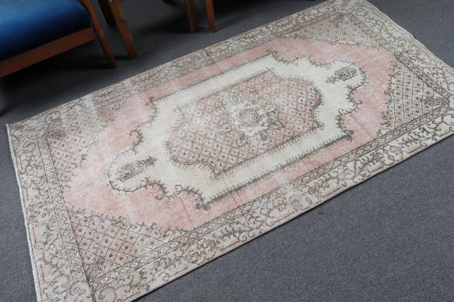 Turkish Accent Rug 3,5x6,5 ft (108x198 cm), Beige Abstract Vintage Rug