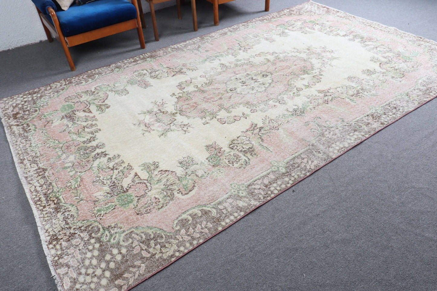 Vintage Turkish Rug 6,3x8 ft (193x244 cm), Beige Wool Rug