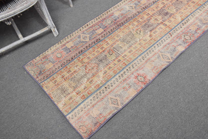 Vintage Turkish Rug 2,6x6,3 ft, Beige Polka dot Wool Rug