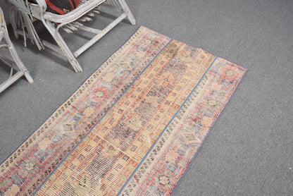 Vintage Turkish Rug 2,6x6,3 ft, Beige Polka dot Wool Rug
