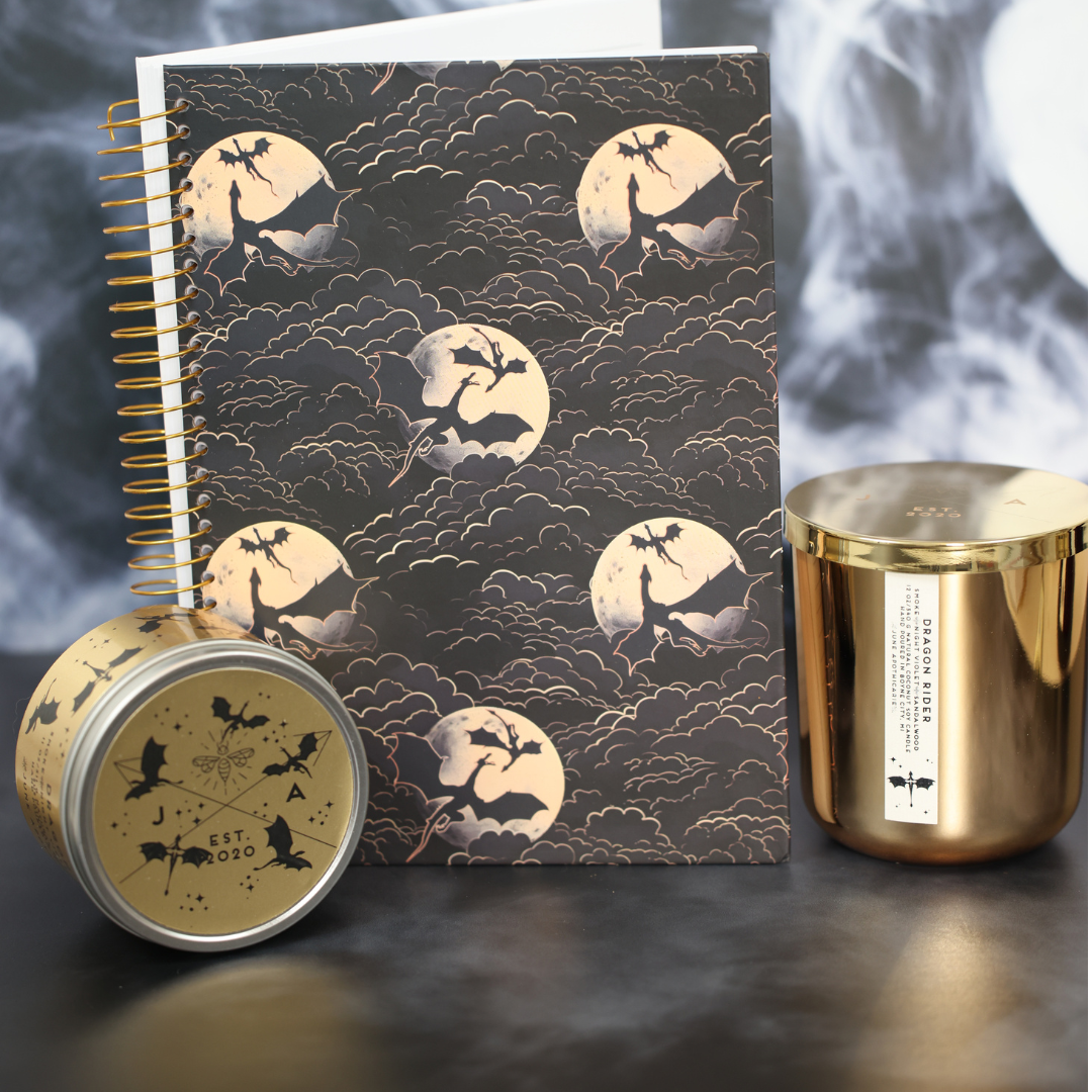 Dragon Rider Gold Glass Wooden Wick Candle