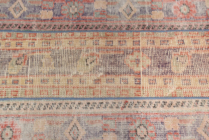 Vintage Turkish Rug 2,6x6,3 ft, Beige Polka dot Wool Rug