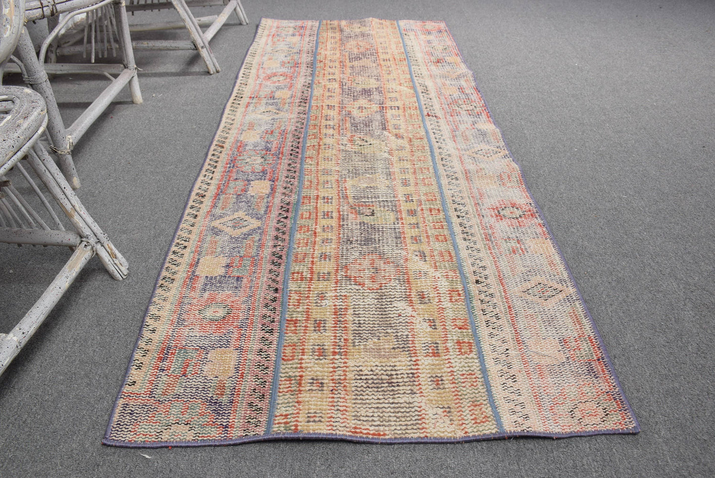 Vintage Turkish Rug 2,6x6,3 ft, Beige Polka dot Wool Rug