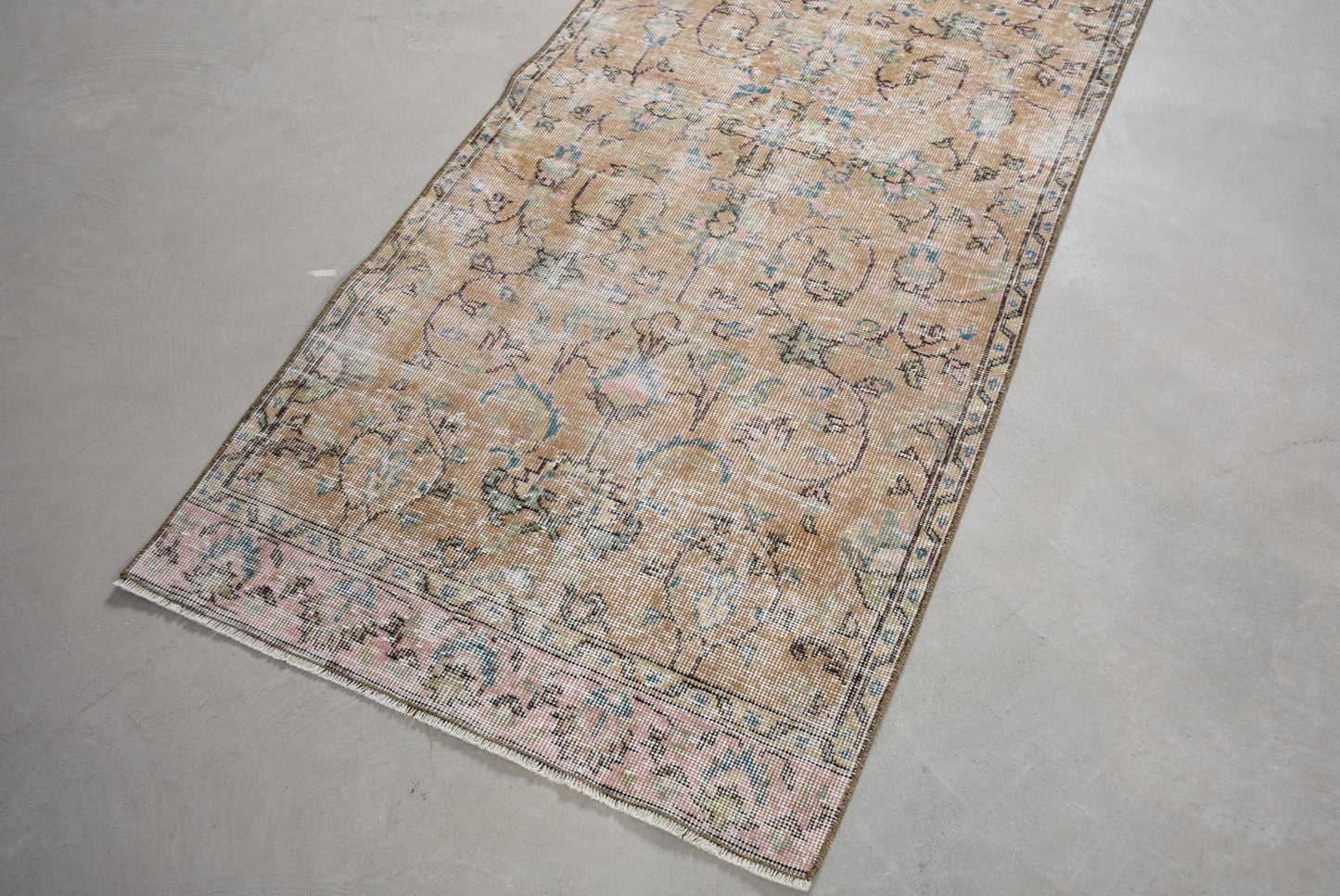 Vintage Wool Rug with Geometric & Floral Design