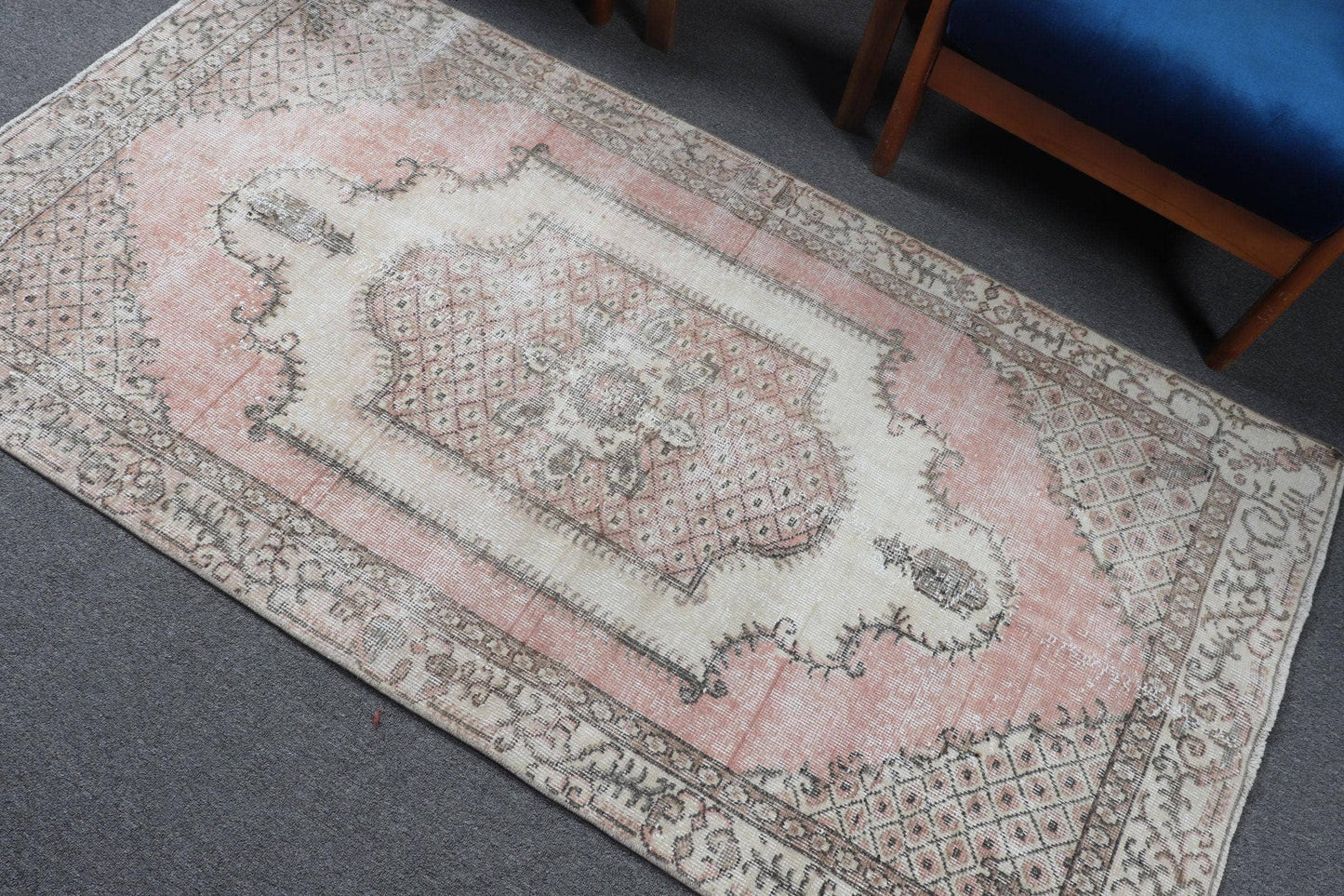 Turkish Accent Rug 3,5x6,5 ft (108x198 cm), Beige Abstract Vintage Rug